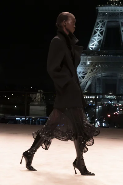 Look 8